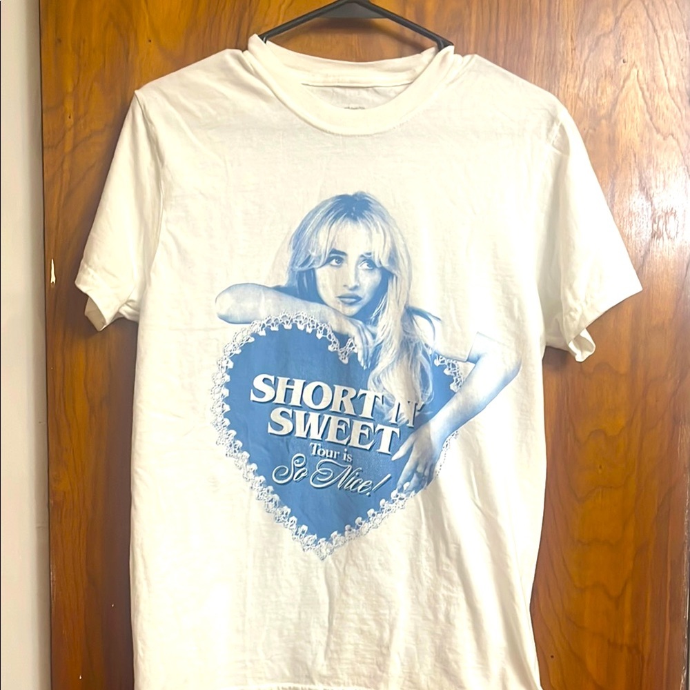 Sabrina Carpenter Short N Sweet Concert T-Shirt Size Small